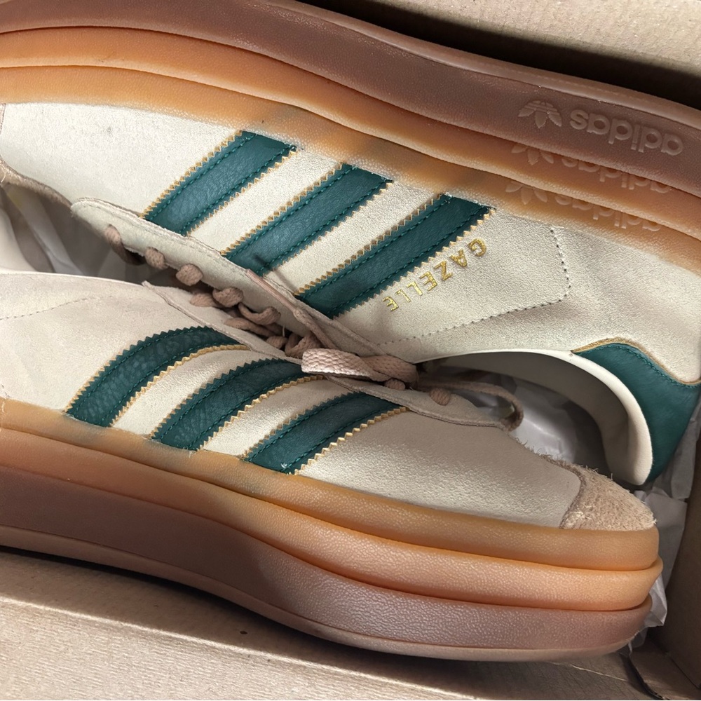 adidas Gazelle Platform Sneakers in Cream and Green with Gum Sole - Picture 7 of 7